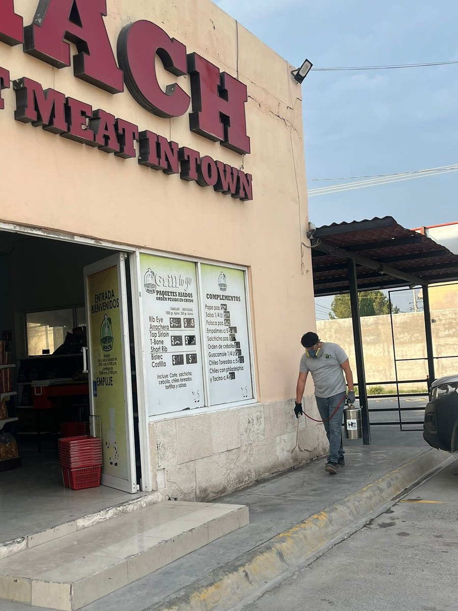Servicio de fumigación en comercio de alimentos