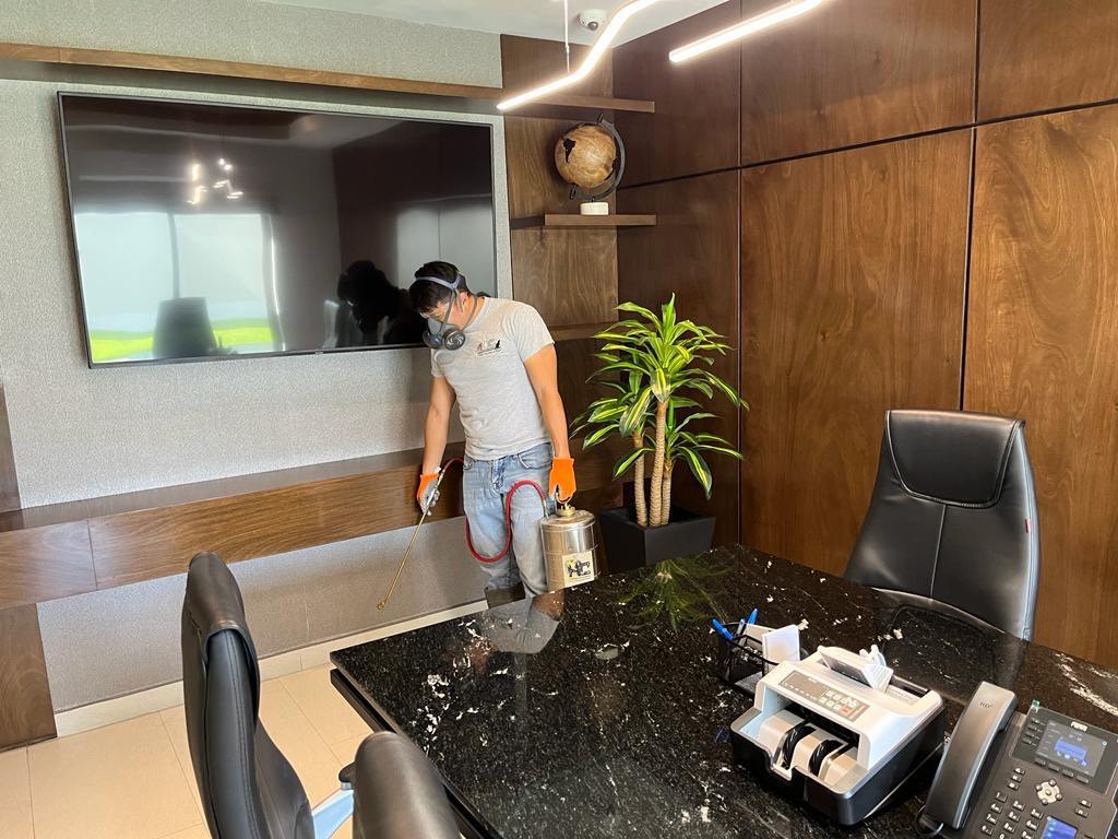 Fumigación en oficinas y salas de junta